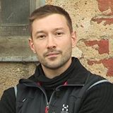 Luigi Bavagnoli ed i Teses (Luigi Bavagnoli, ricercatore, esploratore, speleologo, autore, divulgatore, personaggio televisivo, è fondatore e presidente dell’associazione di volontariato speleo-archeologico Teses